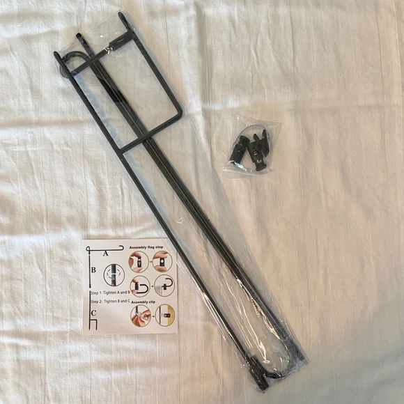 Festive Holiday Garden Flags Set with Flag Holder - Picture 2 of 3